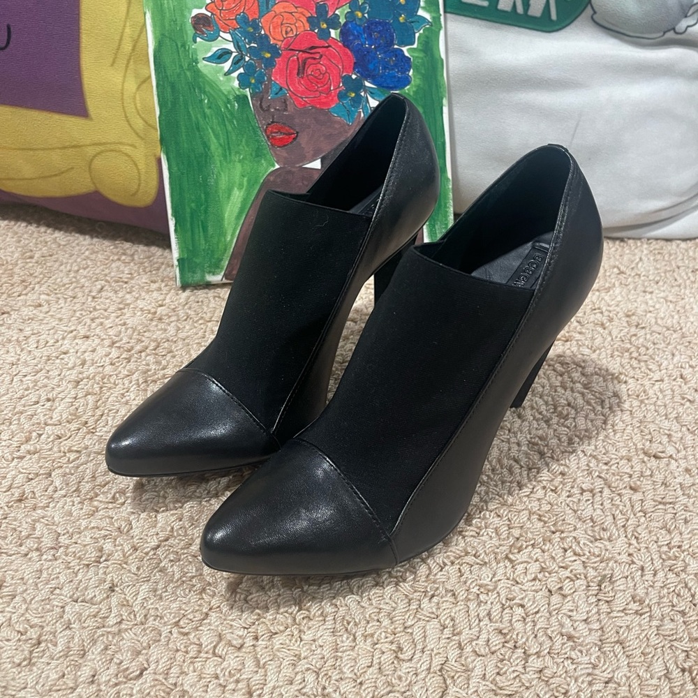 BCBGMaxAzria Black Women's Pumps